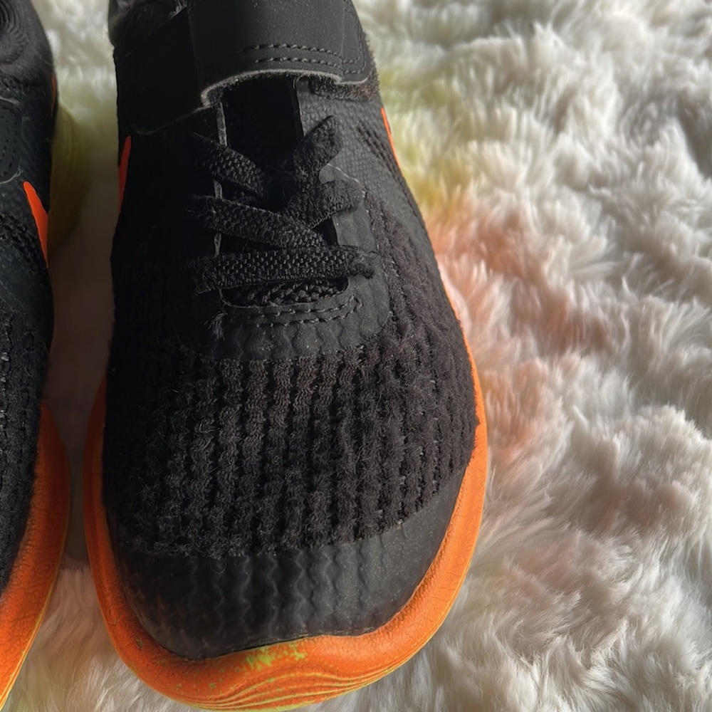 Cute sneakers - Picture 3 of 8